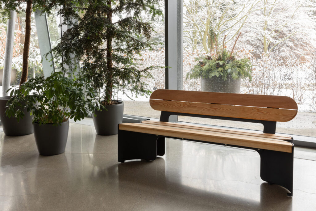 Floe Bench Seating Finds Comfort in the Curve